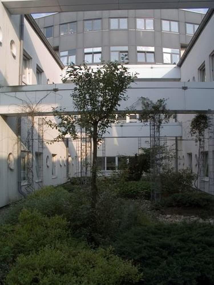 Egon Hotel Hamburg City Exterior photo
